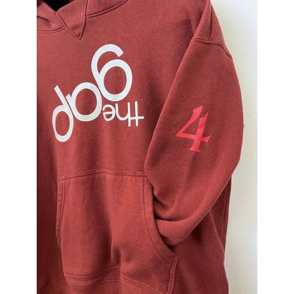 Gap x Stranger Things season 4 sz 10 (teen) Red Upside Down Logo Limited Edition - Picture 6 of 7